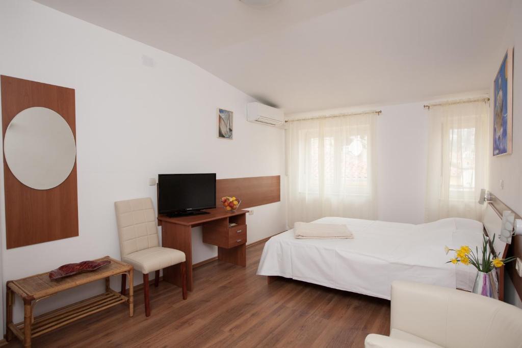 Apartments And Rooms Liburnija Opatija Cameră foto