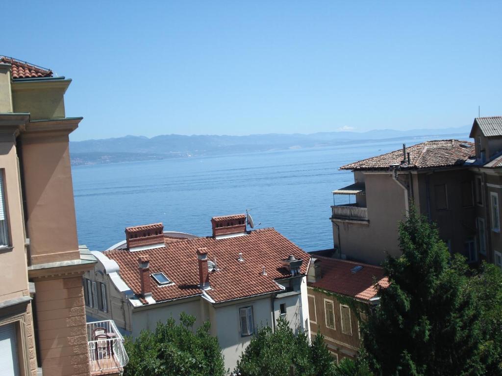 Apartments And Rooms Liburnija Opatija Exterior foto